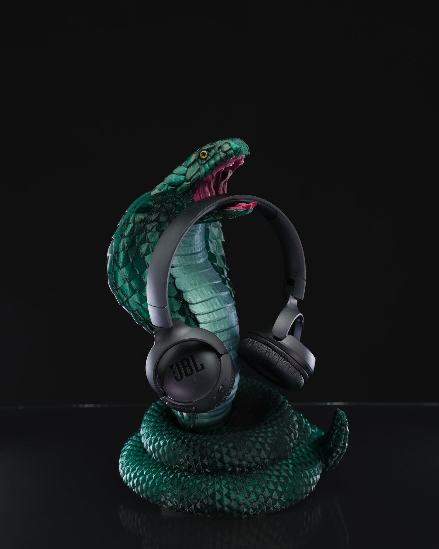 Cobra Headphone Holder