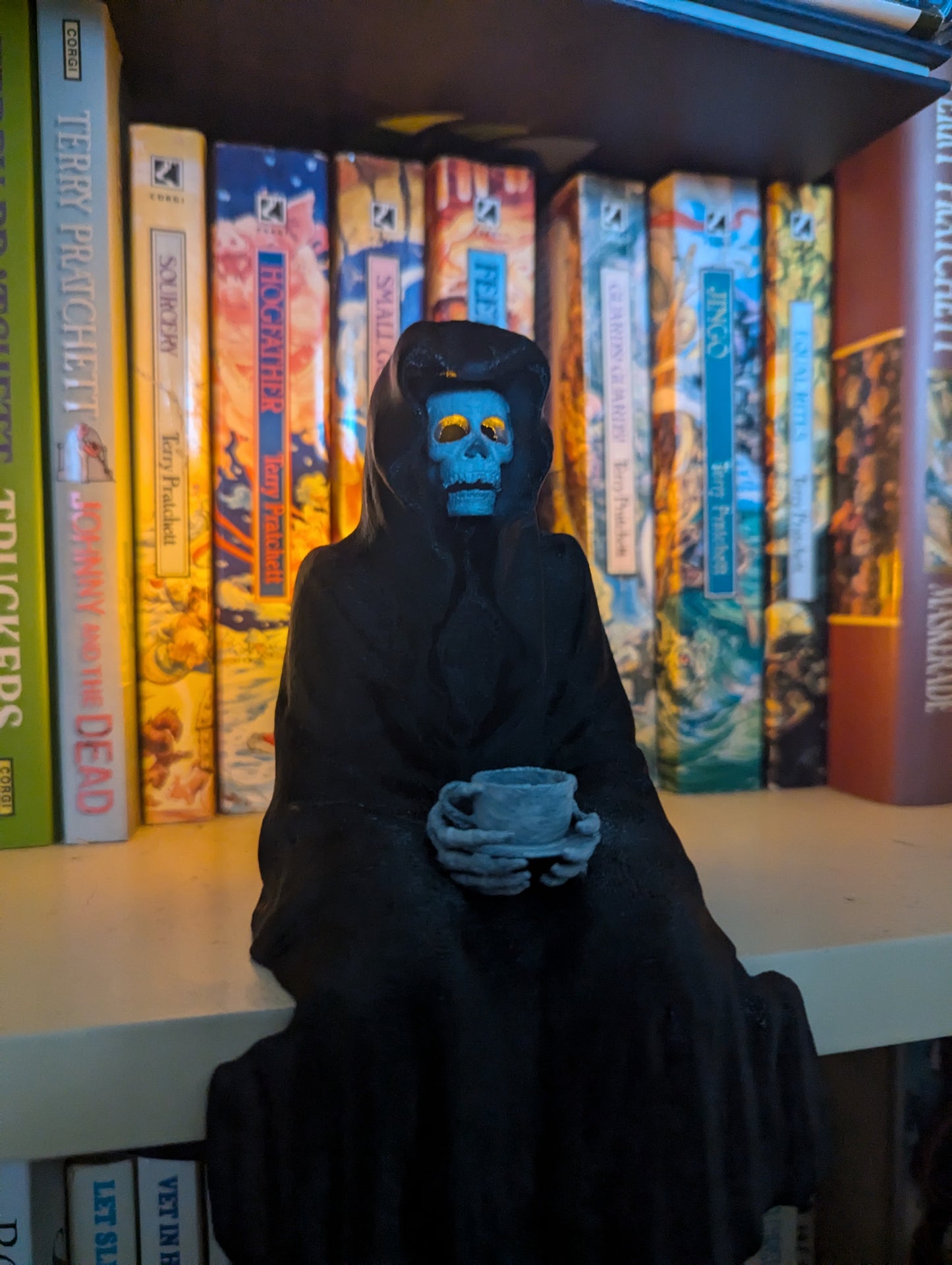 Grim Reaper Statue with LED Tealight Holder – Inspired by A Court of Thorns and Roses