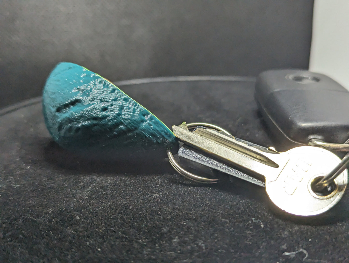 Avocado Fidget Keychain