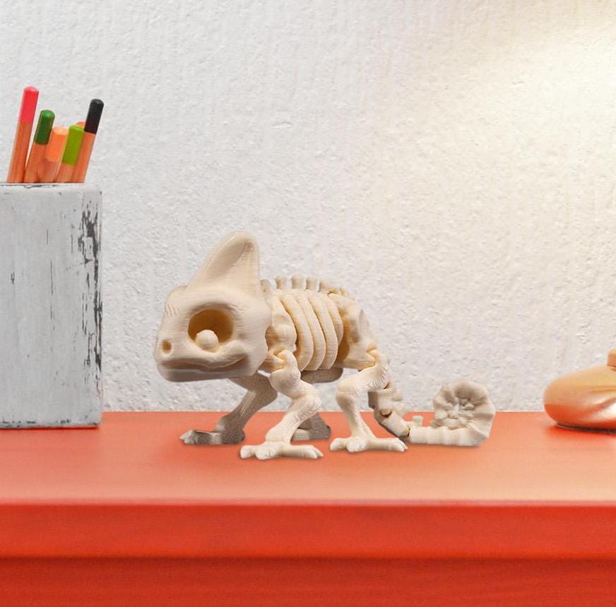 Skeleton Chameleon - Articulated Toy