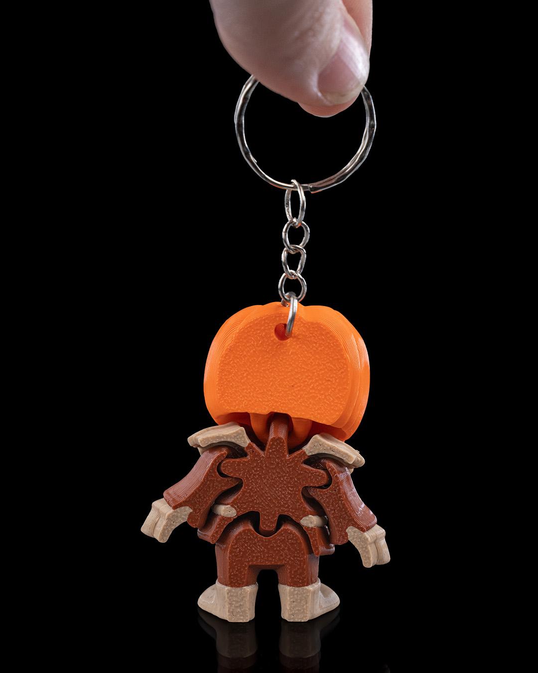 Scarecrow Keychain - 'Scare-cutie'